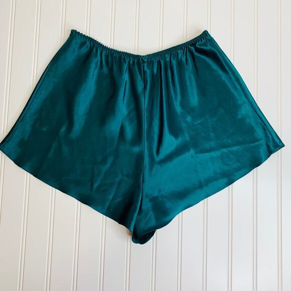 Green Satin 2 Pc Tap Pants Camisole Lingerie Pajamas Nighty Vintage Small - Picture 9 of 9